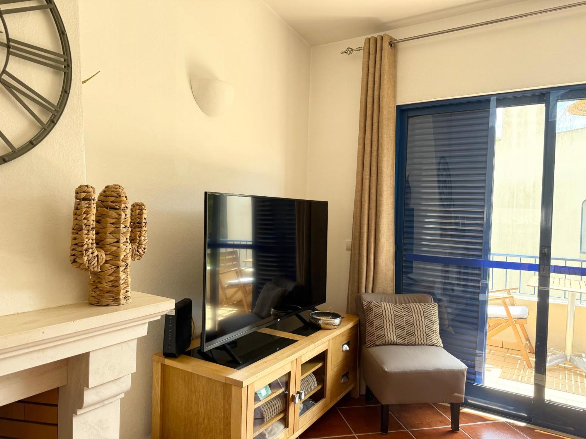 Bemposta 99A Apartment Alvor Bagian luar foto